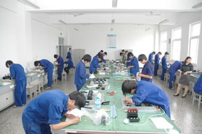 成都城市建设技工学校招生办电话及联系方式